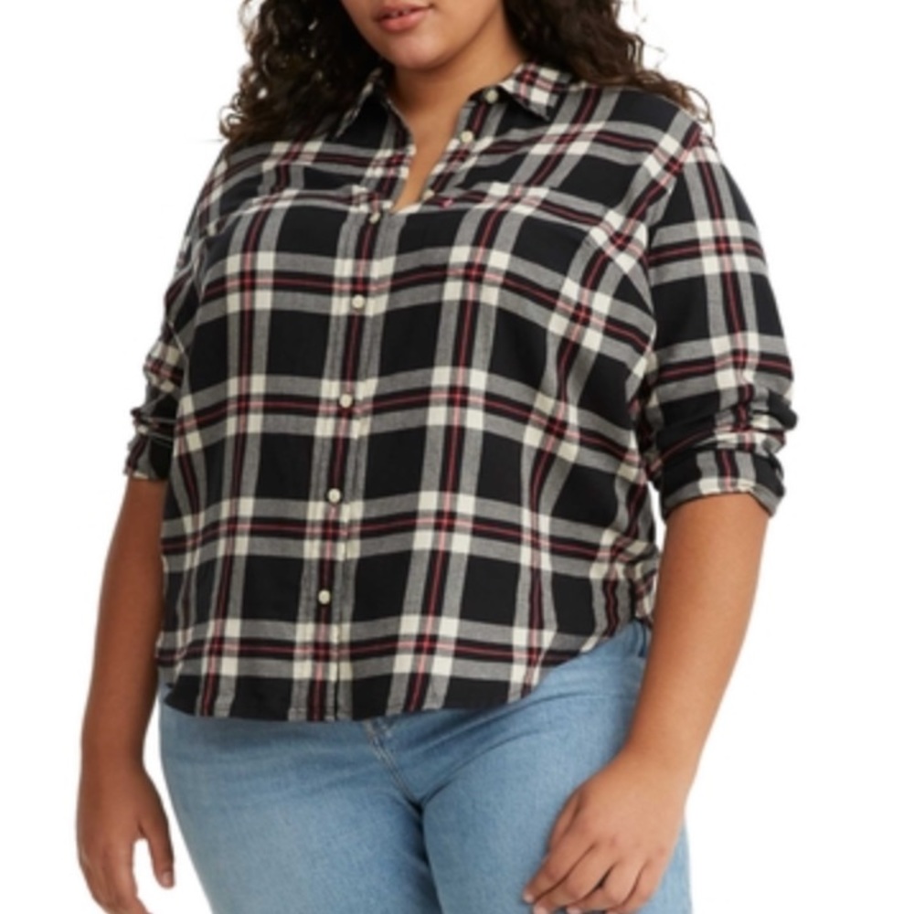 NWT Levi's Relaxed Fit Women’s Black Plaid Flannel Shirt